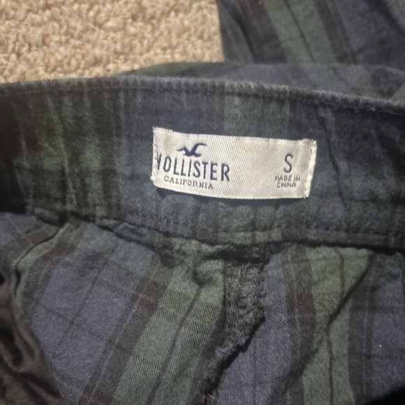 Bundle of Hollister Button Pants both size SMALL - Picture 4 of 4
